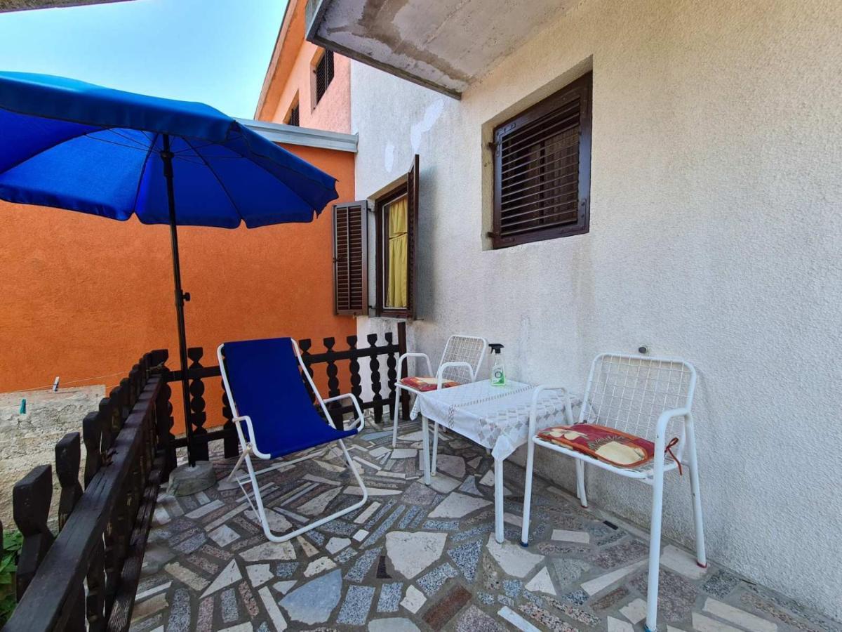 Apartments Zlatko 1397 Štinjan Exterior foto
